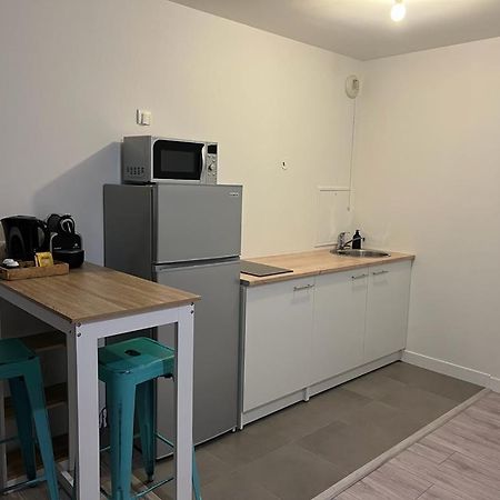 Appartement Idealement Place Villeparisis Buitenkant foto